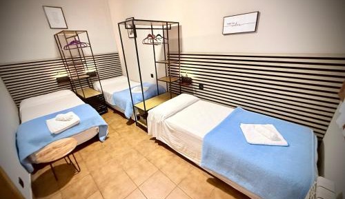 Triple Room with Private Bathroom