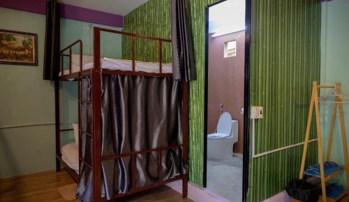 Bed in 8-Bed Mixed Dormitory Room