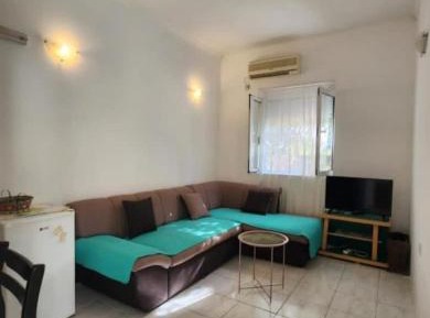 One-Bedroom Apartment (3 Adults)