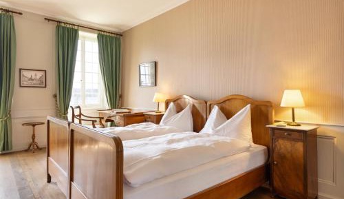 Comfort Double Room with Private External Bathroom