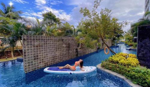 Double Room with Pool View