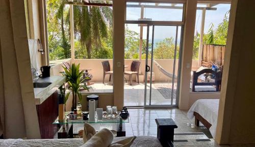 Deluxe Triple Room with Sea View