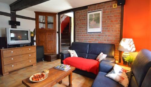 Three-Bedroom Holiday Home 