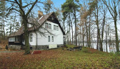 Six-Bedroom Holiday Home