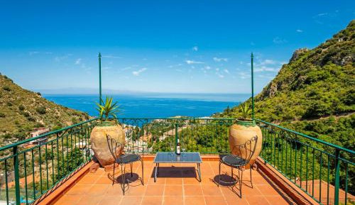 Villa with Sea View