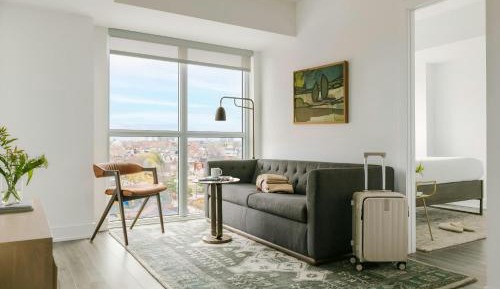 Three-Bedroom Apartment with Balcony