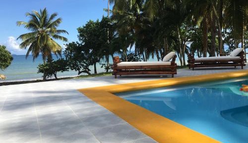 Villa - Beach Front