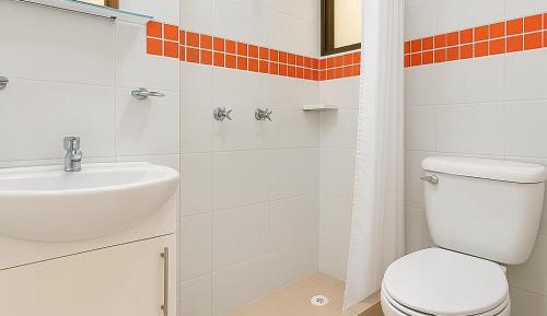 Deluxe Double Room with Shower