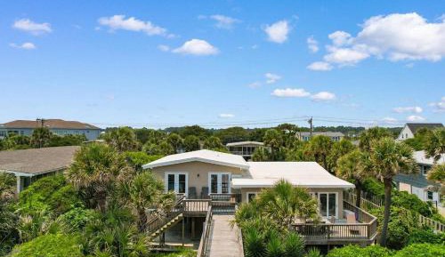 Five-Bedroom Holiday Home