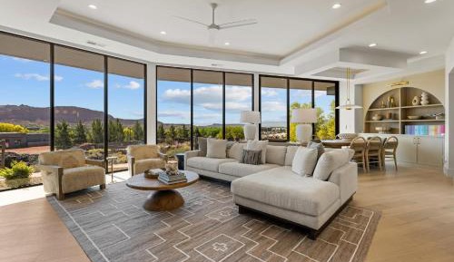 Four-Bedroom Holiday Home