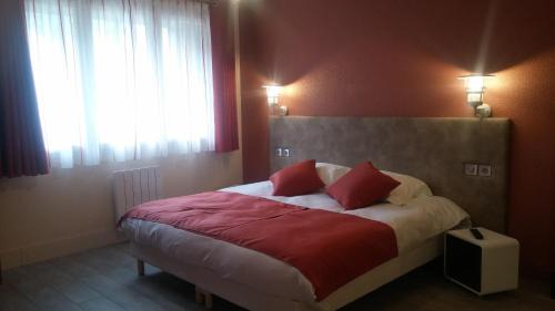 King Studio with Sofa Bed