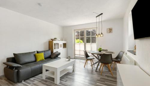 Superior One-Bedroom Apartment with Balcony
