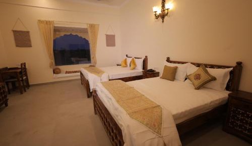 Superior King Room
