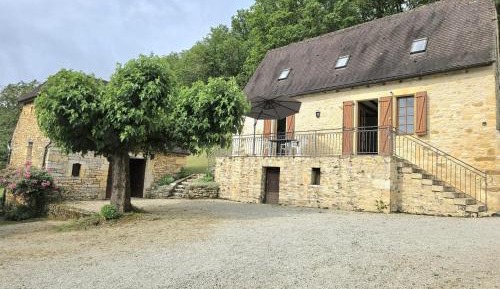 Holiday Home (5 Adults)