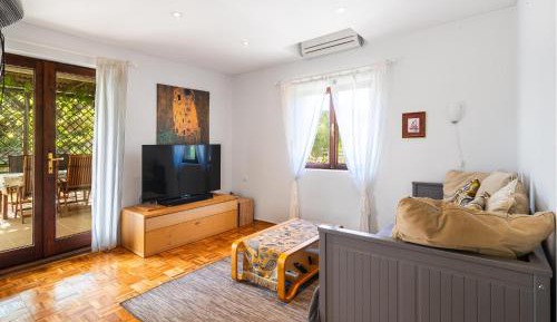 Two-Bedroom Holiday Home