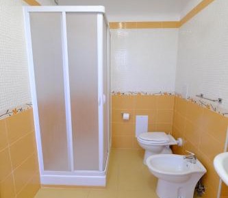 Quadruple Room with Private Bathroom