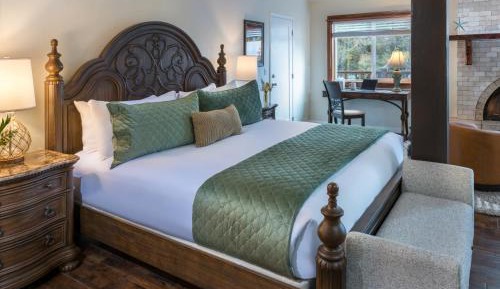 Superior King Room