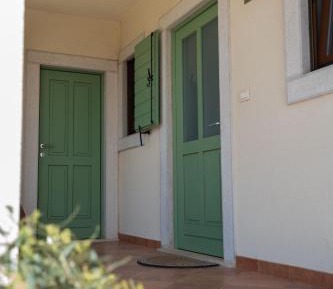 Three-Bedroom Deluxe Apartment