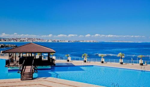 Two-Bedroom Apartment with Sea View