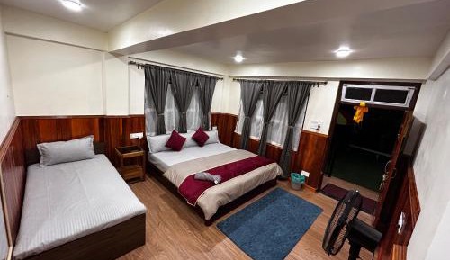 Double or Twin Room with Balcony