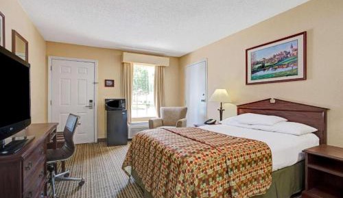 King Room - Non-Smoking