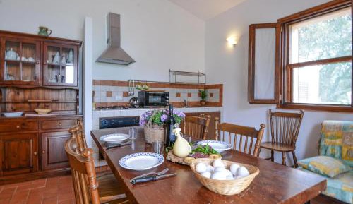 One-Bedroom Holiday Home
