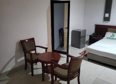 Deluxe Room (1 adult + 1 child)