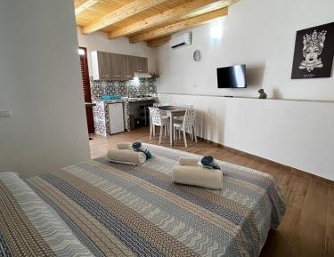 Triple Room with Garden View