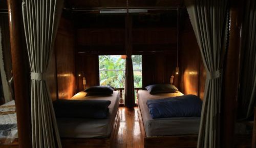 Mixed Dormitory Room