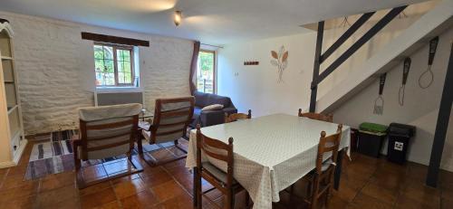 Cottage with Shower