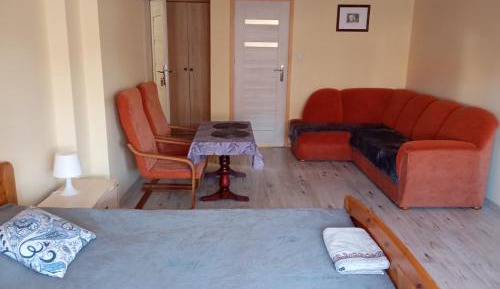 Quadruple Room with Private Bathroom