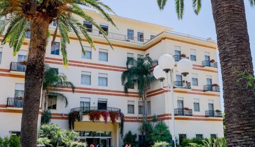 Double or Twin Room with Sea View