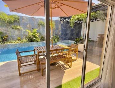 One-Bedroom Villa