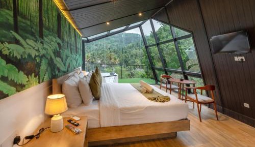 King Room with Spa Bath