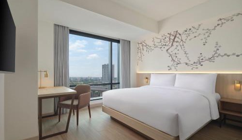 Superior King Room