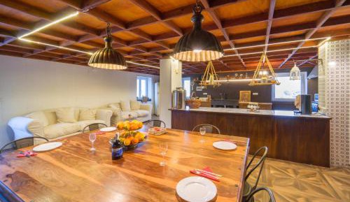 Eight-Bedroom Holiday Home