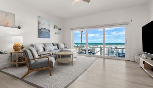 Two-Bedroom Apartment - Oceanfront 