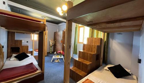 Bed in 6-Bed Mixed Dormitory Room