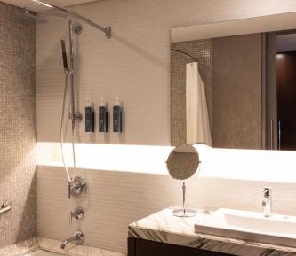 Deluxe 2 Queen Beds, Guest room, 2 Double, City view
