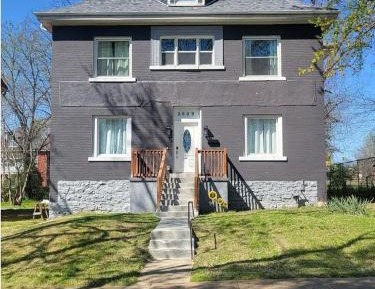 Six-Bedroom House