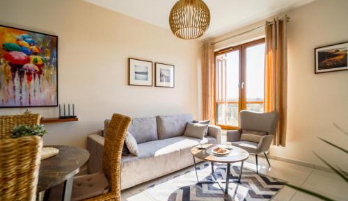 One-Bedroom Apartment with Balcony