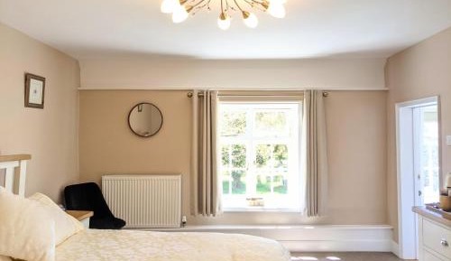 Deluxe Double Room with Shower