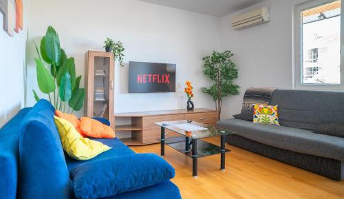 One-Bedroom Apartment with Balcony