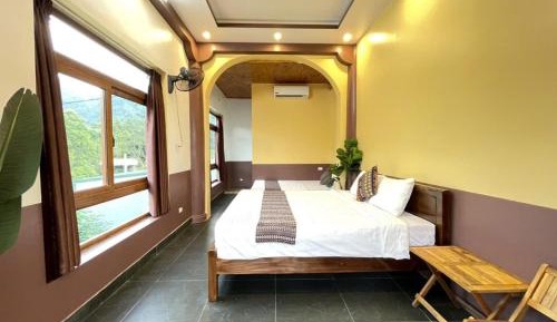 Triple Room with Mountain View