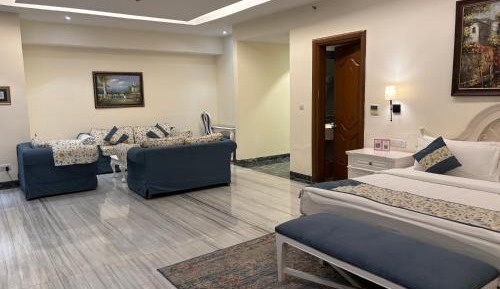 Suite with Private Pool