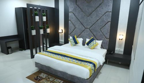 Queen Suite