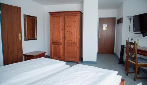 Basic Double Room