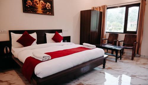 Queen Room with Garden View
