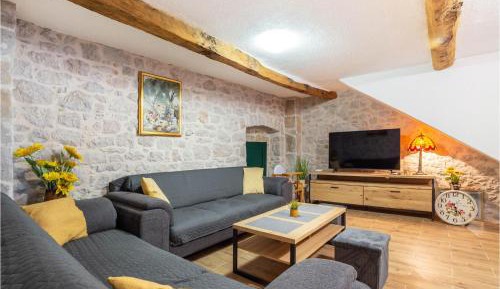 Four-Bedroom Holiday Home