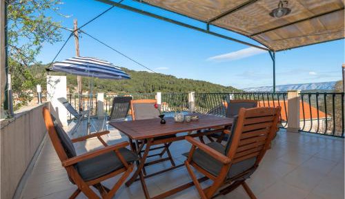 One-Bedroom Holiday Home